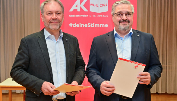 AK-Bezirksstellenleiter Mag. Gerhard Klinger, MBL und AK-Präsident Andreas Stangl