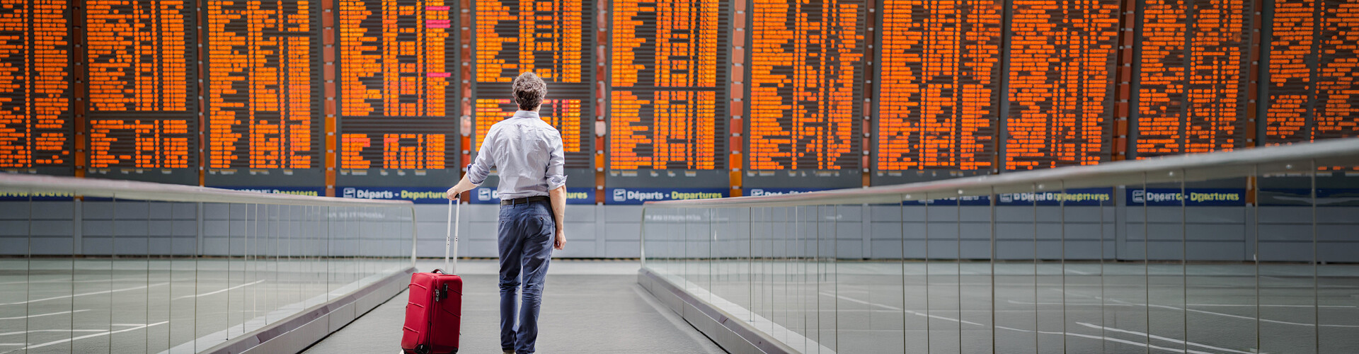 Anzeigetafel am Flughafen