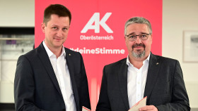 v.l.n.r. AK-Bezirksstellenleiter Mag. Michael Weidinger und AK-Präsident Andreas Stangl