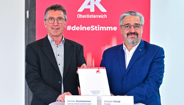 Hannes Stockhammer (Leiter der AK-Bezirksstelle Kirchdorf) und Andreas Stangl (AK-Präsident)