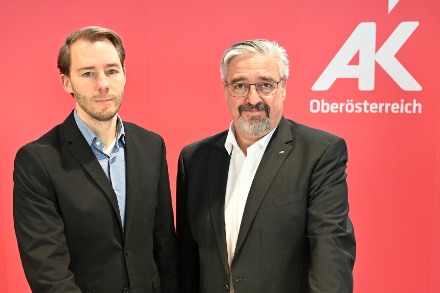 MMag. Dr. Rainer Eppel (&Ouml;sterreichisches Institut f&uuml;r Wirtschaftsforschung (WIFO)) und Andreas Stangl (AK-Pr&auml;sident)