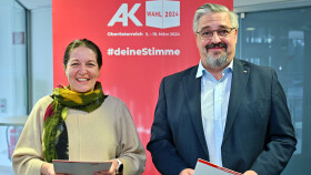 AK-Bezirksstellenleiterin Mag. Angela Senzenberger und AK-Präsident Andreas Stangl