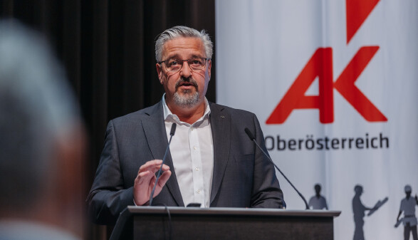 Andreas Stangl (AK Präsident) bei der 3. Vollversammlung