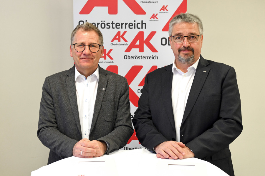 v.l.n.r. AK-Bezirksstellenleiter Klaus Riegler und AK-Präsident Andreas Stangl