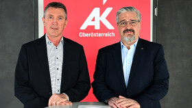 Hannes Stockhammer (Leiter der AK-Bezirksstelle Kirchdorf) und Andreas Stangl (AK-Pr&auml;sident)