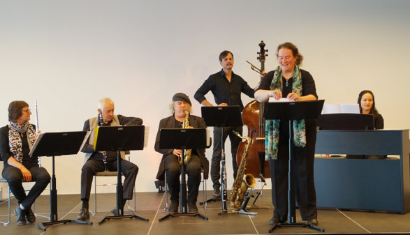 - © Anton Eilmannsberger, - Künstler mit Instrumenten © Anton Eilmannsberger, -