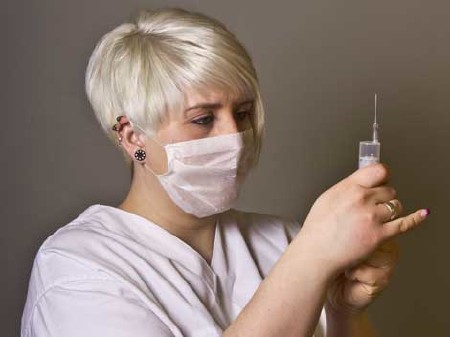Beschäftigte in der Krankenpflege sind in ihrem Beruf weitgehend zufrieden © rolafoto, Fotolia.com