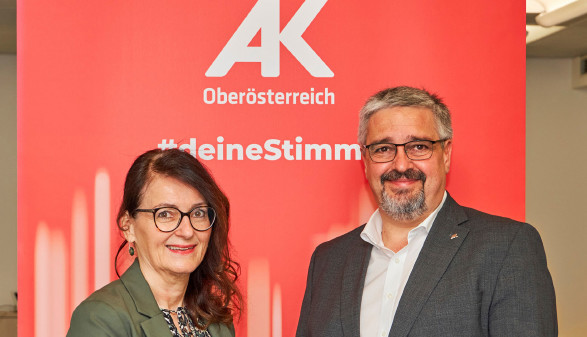 v.l.n.r. AK-Bezirksstellenleiterin Mag.a Margit Göbl und AK-Präsident Andreas Stangl