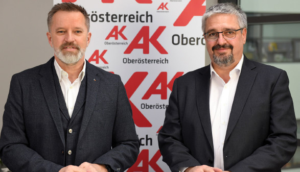 Manfred Riepl, MAS (Leiter der AK Bezirksstelle Rohrbach) und Andreas Stangl (Präsident der AK Oberösterreich) © Wolfgang Spitzbart, AK OÖ
