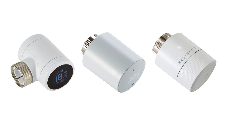 Drei smarte Heizk&ouml;rperthermostate nebeneinander