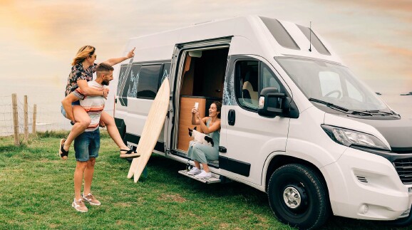 Camper/Wohnmobil