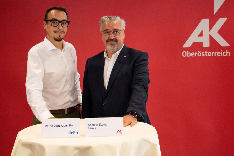 Martin Oppenauer, BA (Gesch&auml;ftsf&uuml;hrer IFES) und Andreas Stangl (AK-Pr&auml;sident)