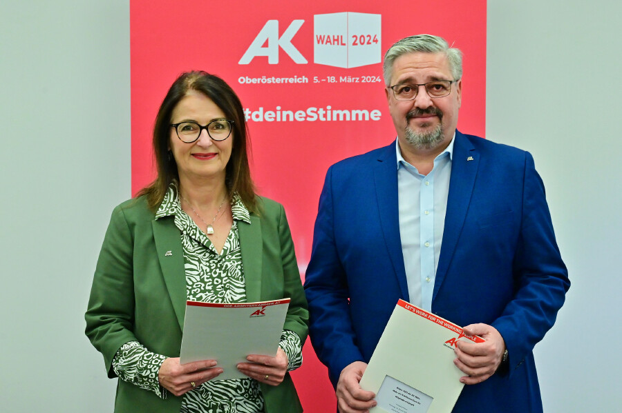 AK-Bezirksstellenleiterin Mag. Margit Göbl und AK-Präsident Andreas Stangl