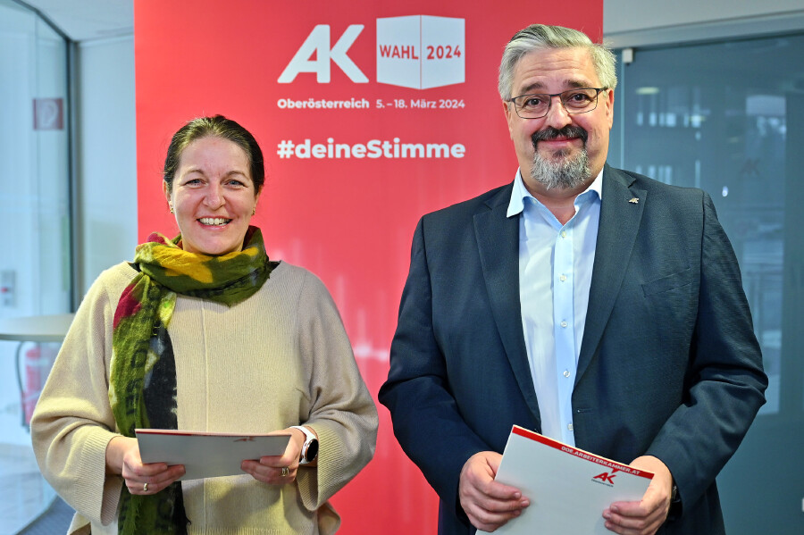 AK-Bezirksstellenleiterin Mag. Angela Senzenberger und AK-Präsident Andreas Stangl