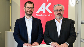 Mag. Thomas J&auml;ger (Leiter der AK-Bezirksstelle Rohrbach) und Andreas Stangl (AK-Pr&auml;sident)